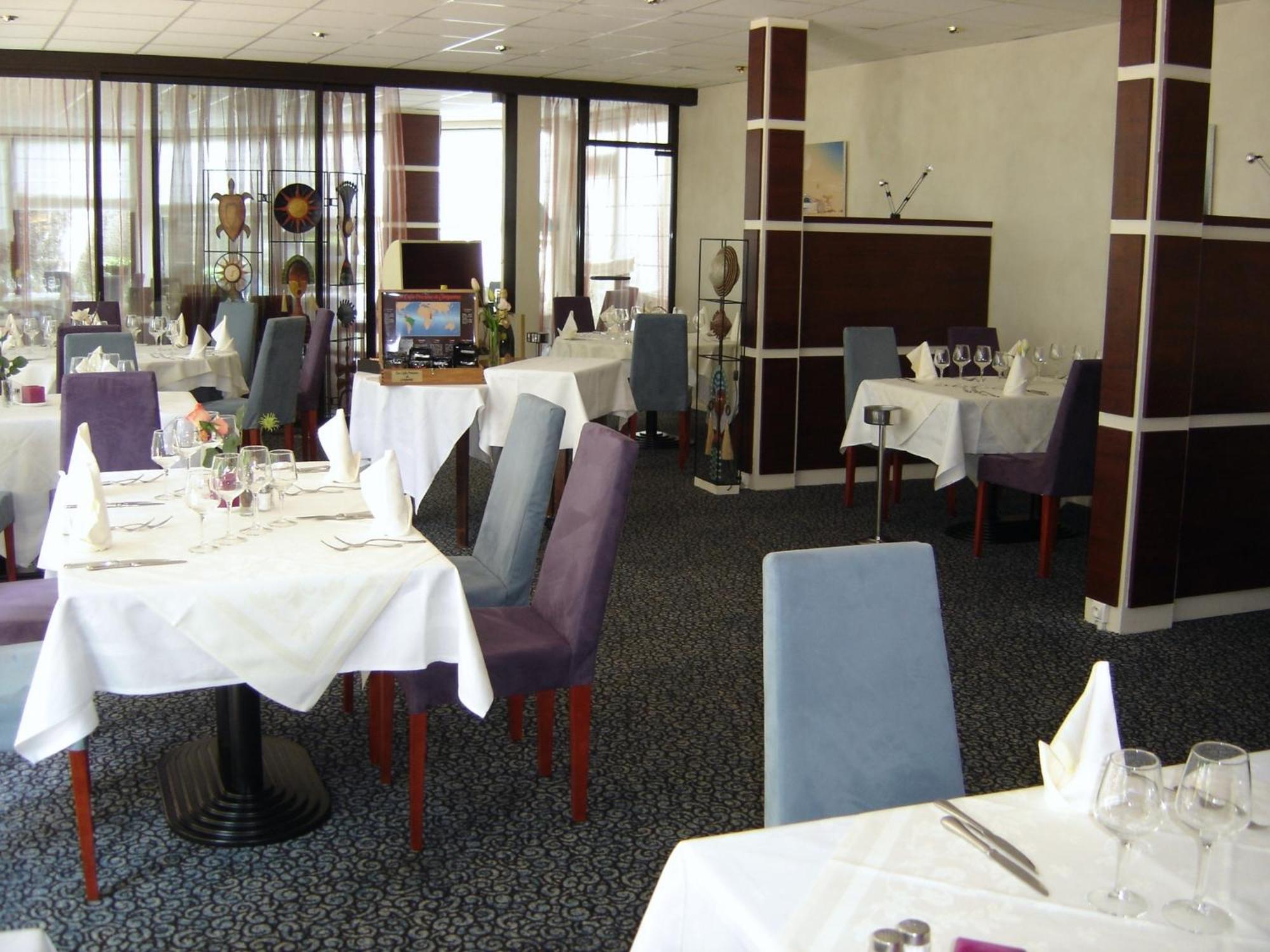 Hotel Restaurant Du Parc De La Colombiere Дижон Екстериор снимка
