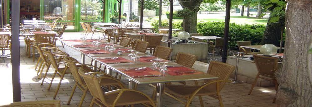 Hotel Restaurant Du Parc De La Colombiere Дижон Екстериор снимка