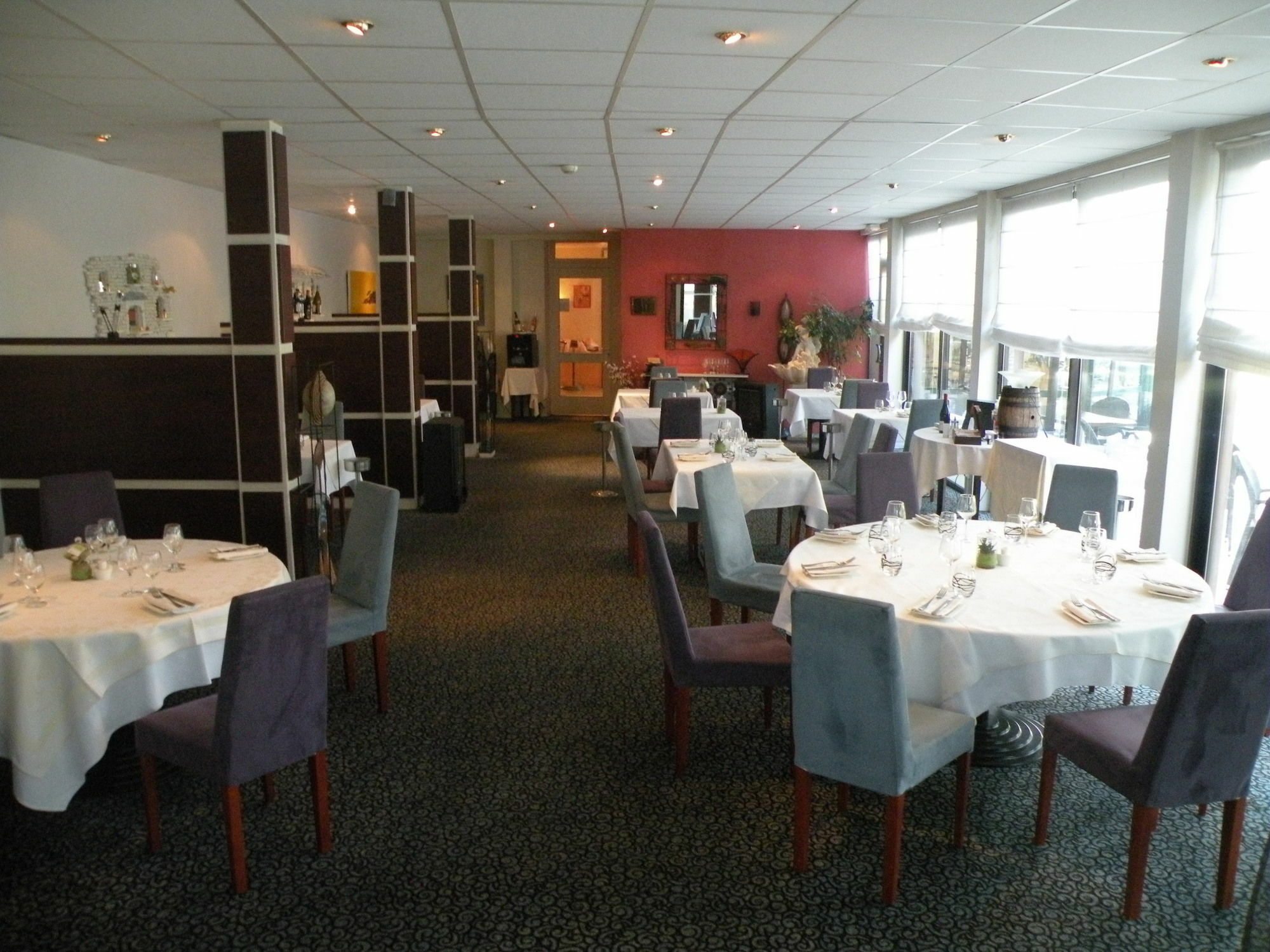 Hotel Restaurant Du Parc De La Colombiere Дижон Екстериор снимка